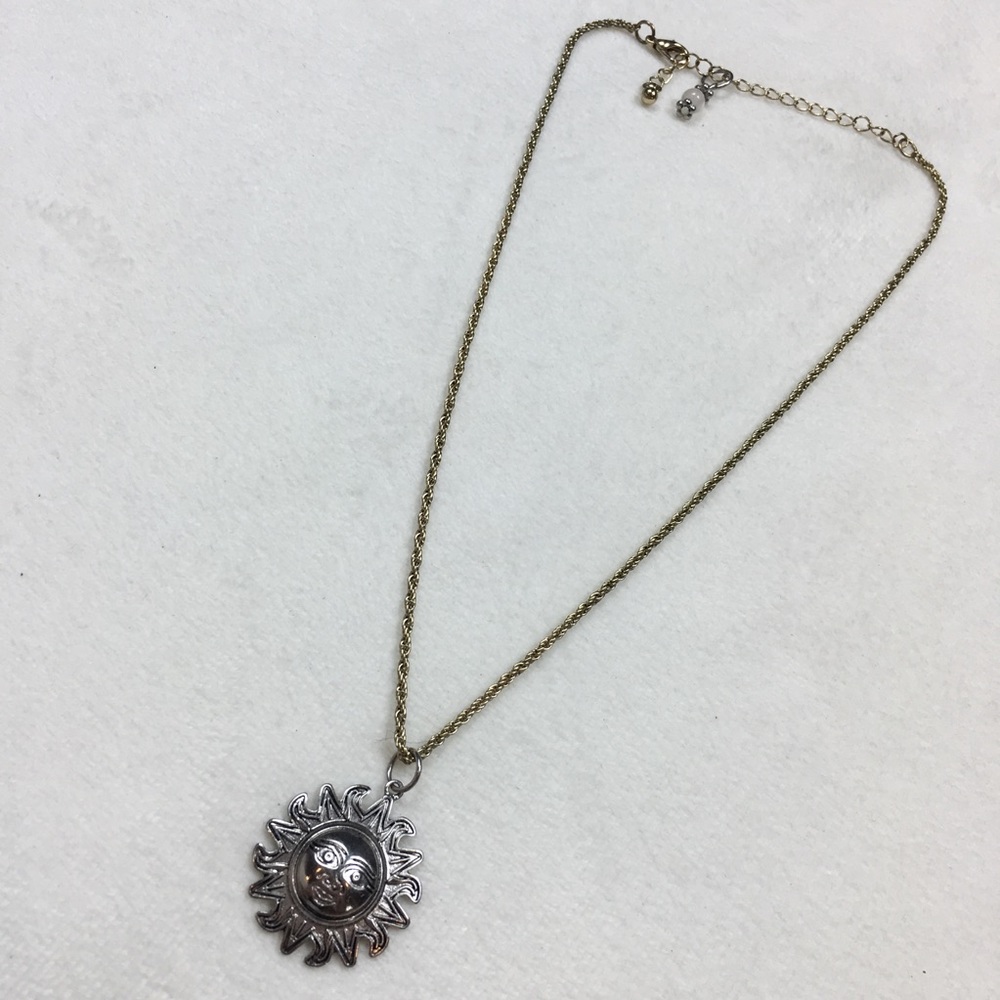Urban Outfitters NWOT Sun Necklace